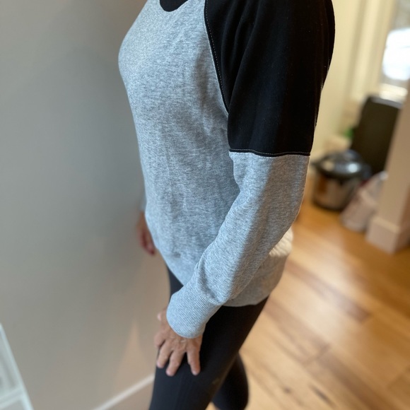 ALTERNATIVE Sweatshirt Size XS - Picture 2 of 3